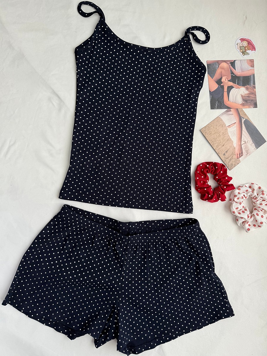 Tank Top Ribbed - ชุดเซ็ตเสื้อกล้ามครอปแขนกุดลายจุดสีกรมท่า+กางเกงขาสั้น ชุดลำลองฤดูร้อนสำหรับผู้หญิง สไตล์หวานน่ารัก ใส่สบายๆ อยู่บ้าน ชุดสองชิ้นทรงเข้ารูป